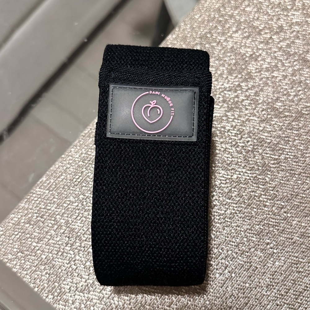 Black Long Resistance Band with Pink Logo- FOR THE PEACH BY DANI MUÑOZ